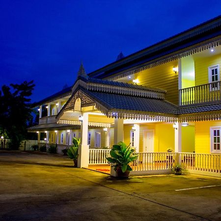 Raiwin Buri Resort Phrae Exterior photo